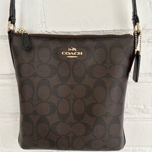 Coach Signature East West Crossbody Bag Black / Brown